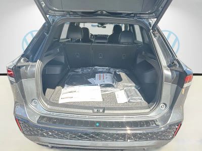 2026 Volkswagen Tiguan — photo 21 view