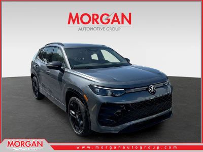 2026 Volkswagen Tiguan SE R-Line Black in Platinum — front three-quarter view