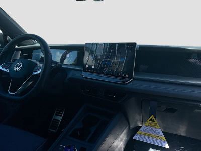 2026 Volkswagen Tiguan — photo 24 view