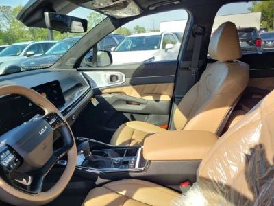 2026 Kia Sorento — photo 8 view