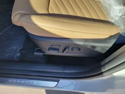 2026 Kia Sorento — photo 9 view
