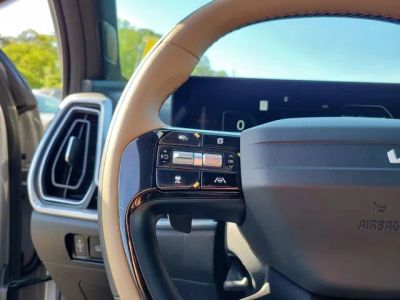 2026 Kia Sorento — photo 11 view