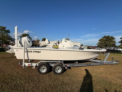 2025 Sea Pro 230 Bay - Photo 2