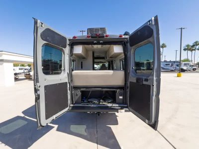 2027 Thor Motor Coach TELLARO - Photo 2