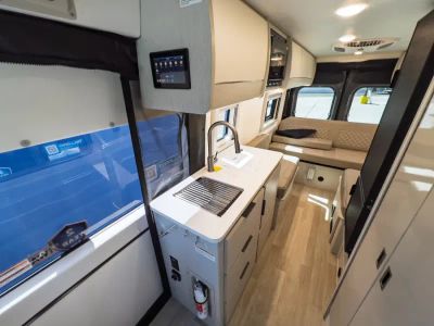 2027 Thor Motor Coach TELLARO - Photo 11