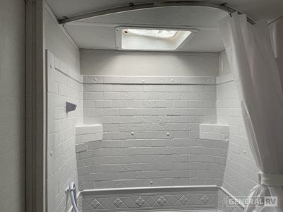 2025 Prime Time RV Avenger — photo 13 view