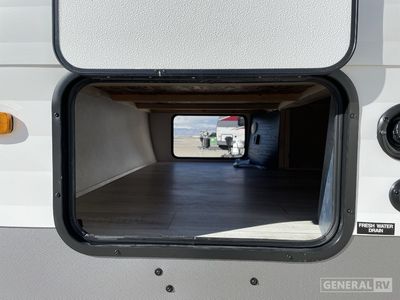 2025 Prime Time RV Avenger — photo 15 view