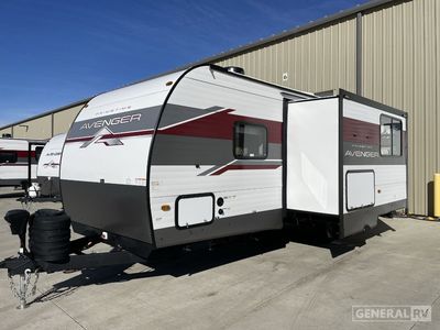 2025 Prime Time RV Avenger — front three-quarter view