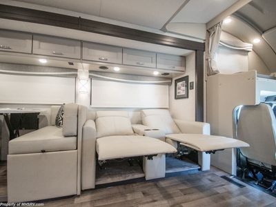 2026 Thor Motor Coach Pasadena - Photo 11