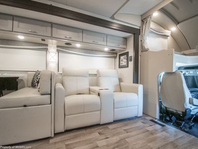 2026 Thor Motor Coach Pasadena - Photo 10