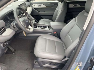 2026 Ford Explorer — photo 12 view