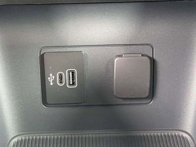 2026 Ford Explorer — photo 17 view