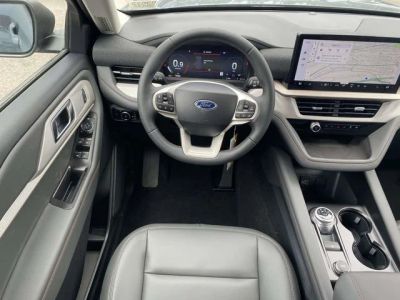2026 Ford Explorer — photo 10 view