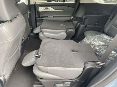 2026 Ford Explorer — photo 11 view