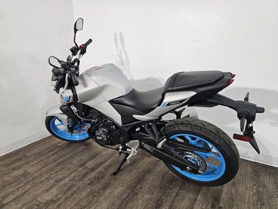 2025 Yamaha MT-03 - Photo 7