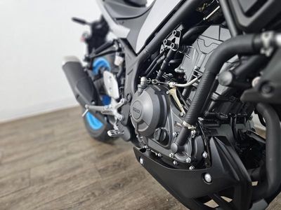 2025 Yamaha MT-03 - Photo 15