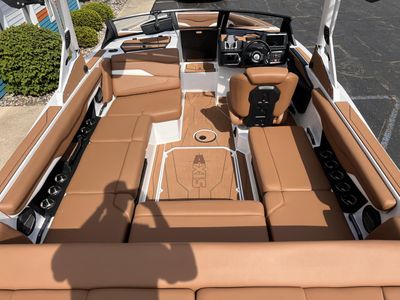 2025 Axis T220 - Photo 11