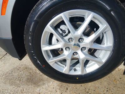 2024 Chevrolet Equinox — photo 10 view