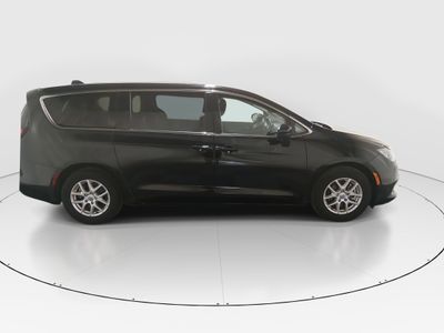 2024 Chrysler Voyager - Photo 8