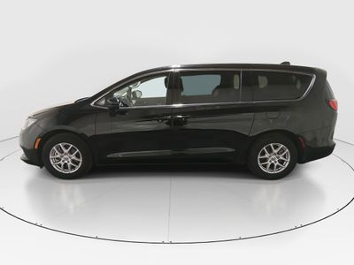2024 Chrysler Voyager - Photo 4