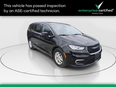 2024 Chrysler Pacifica Touring L FWD — front three-quarter view
