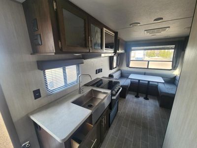 2020 Forest River RV Cherokee Grey Wolf - Photo 11