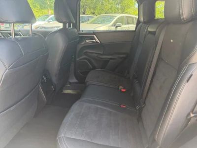 2024 Mitsubishi Outlander — photo 12 view