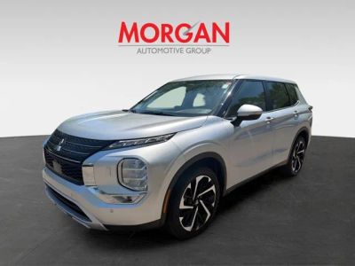 2024 Mitsubishi Outlander — rear three-quarter view