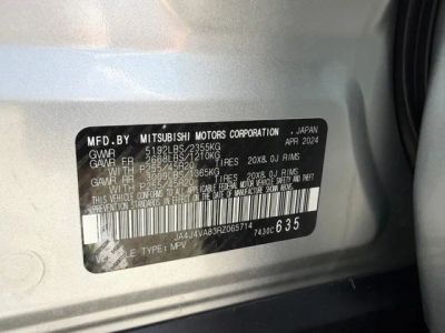 2024 Mitsubishi Outlander — photo 31 view
