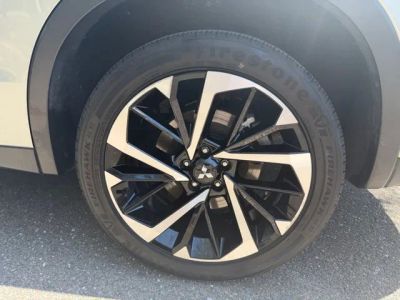 2024 Mitsubishi Outlander — photo 30 view