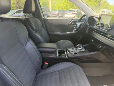 2024 Mitsubishi Outlander — photo 10 view