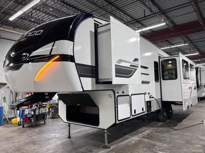 2024 KZ Durango Half-Ton - Photo 2