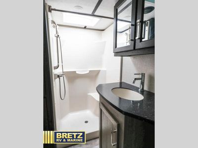 2018 Keystone RV Fuzion - Photo 20