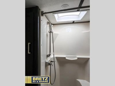 2018 Keystone RV Fuzion - Photo 23
