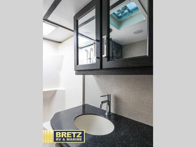 2018 Keystone RV Fuzion - Photo 22
