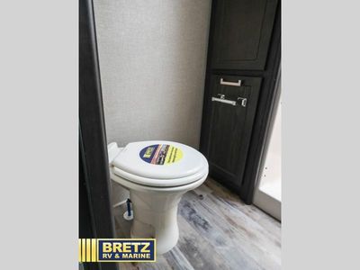 2018 Keystone RV Fuzion - Photo 21