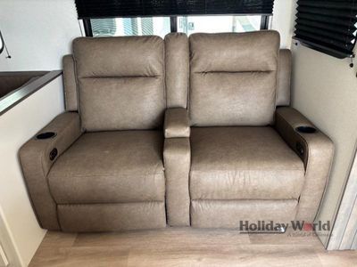 2026 Grand Design Transcend - Photo 12