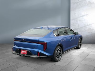 2025 Kia K4 — interior view