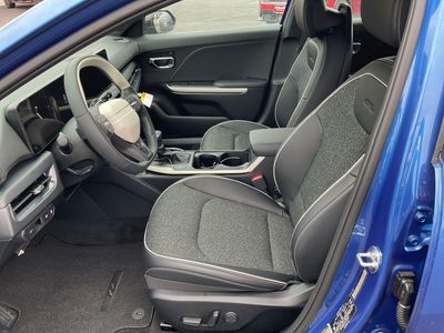 2025 Kia K4 — photo 14 view