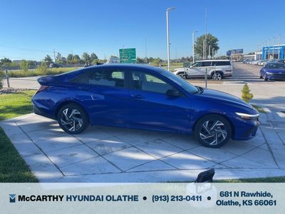 2025 Hyundai Elantra - Photo 16