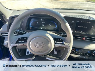 2025 Hyundai Elantra - Photo 6
