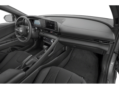 2025 Hyundai Elantra - Photo 39