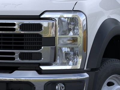 2025 Ford Chassis Cab - Photo 18