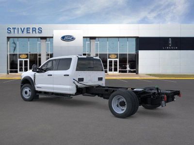 2025 Ford Chassis Cab - Photo 5