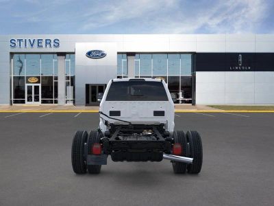 2025 Ford Chassis Cab - Photo 6