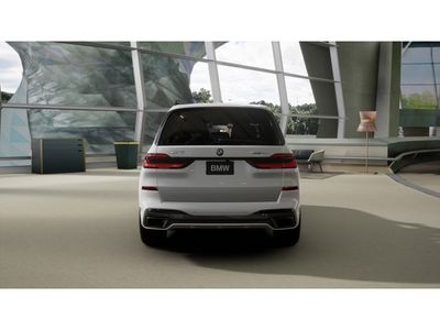 2026 BMW X7 — detail view