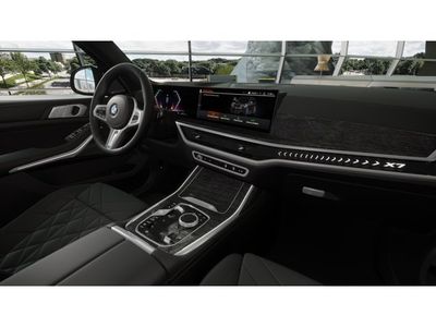 2026 BMW X7 — photo 14 view
