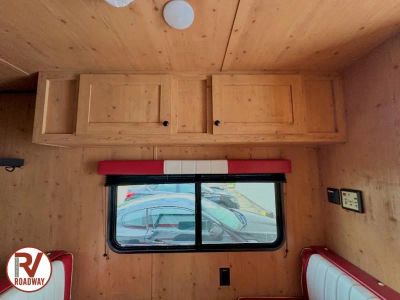 2027 Sunset Park RV Sun Lite — photo 11 view