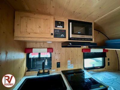 2027 Sunset Park RV Sun Lite — photo 13 view