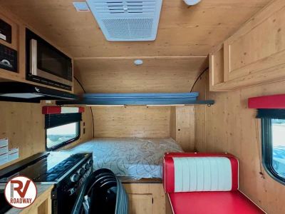 2027 Sunset Park RV Sun Lite — photo 8 view
